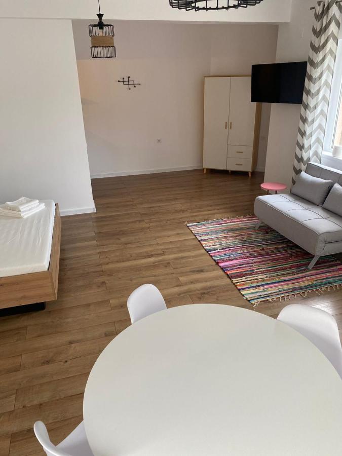 La Bilal 2 Hotel Tuzla Luaran gambar